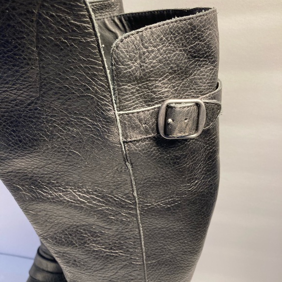 Lucky Riding Boots - Picture 5 of 10